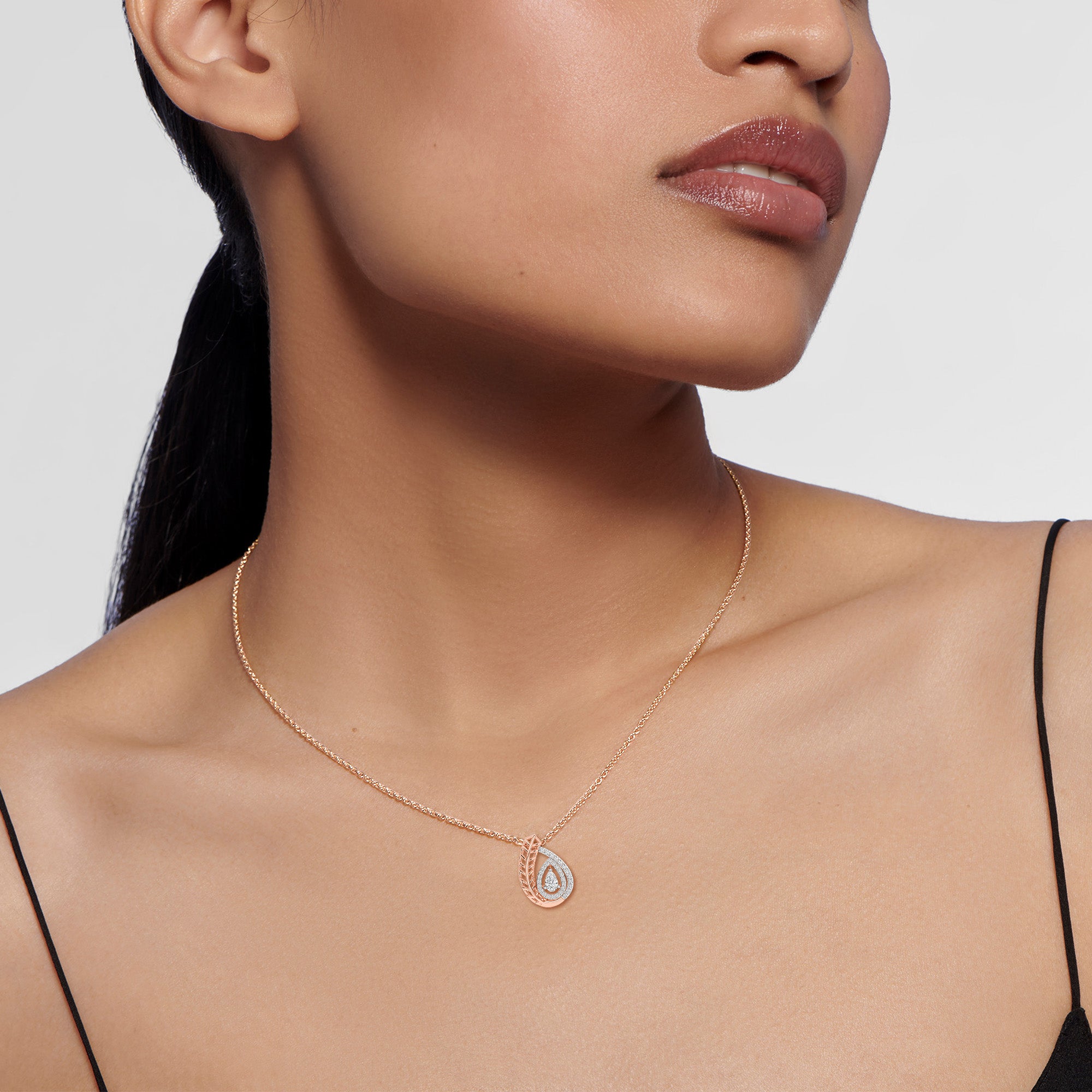 18KT Yellow gold Slider ladies pendant PD00114